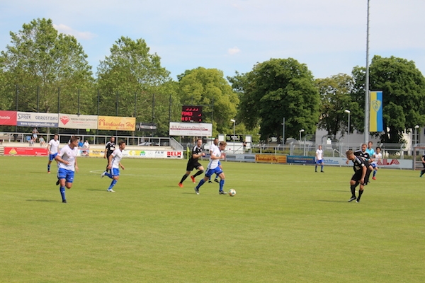 30. Spieltag 2018/ 2019 - Luckenwalde gegen Hohenstein Ernstthal - 18