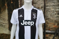 Juventus_Turin-Trikot_20211210_133334-2