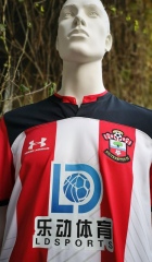 Southampton-Trikot_20211111_145707-2