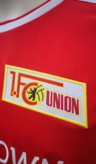 1.FC_Union_Berlin-Trikot-2021-22-1