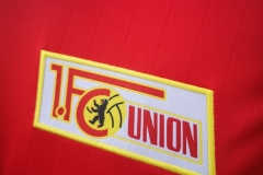 1.FC_Union_Berlin-Trikot-2021-22-1