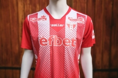 Uta-Arad-Trikot-0