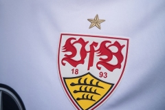 VfB_Stuttgart-Trikot-2021-22-1
