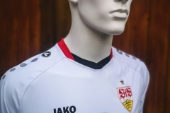 VfB_Stuttgart-Trikot-2021-22-2