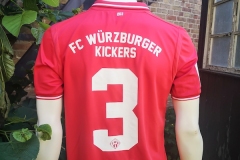 Wuerzburger-Kickers-2017-18-3